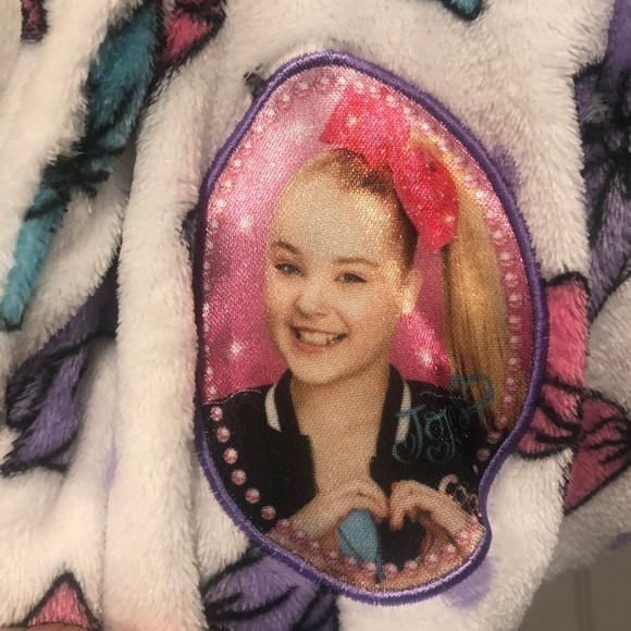 Jojo Siwa Bow Bathrobe - Picture 2 of 5